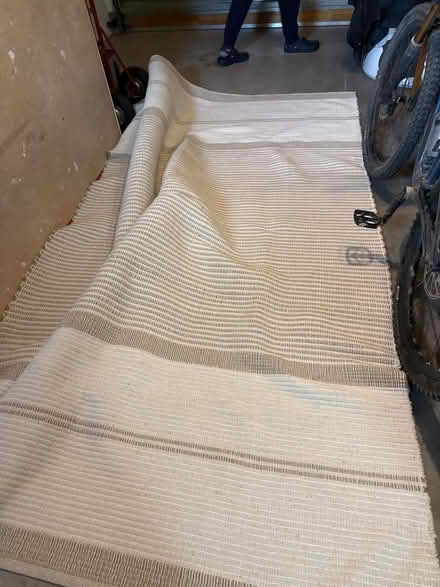Photo of free 7’ x 10’ Wool carpet (Cupertino) #1