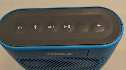 Photo of free BOSE bluetooth speaker (Ottawa - Carlingwood) #2
