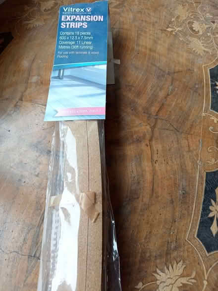 Photo of free cork edging for laminate floor (Bailbrook) #1