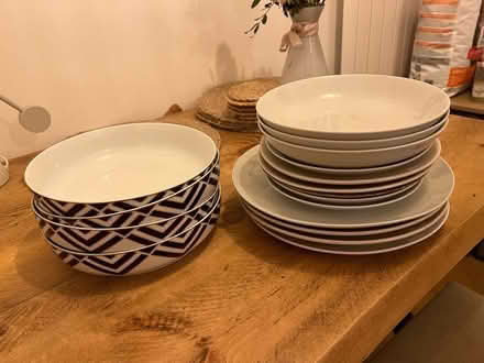 Photo of free Plates and bowls (Upper Norwood SE19) #1