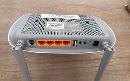 Photo of free WiFi Router (Theale RG7) #2