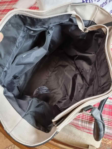 Photo of free Grey/ beige handbag (Abingdon OX14) #3