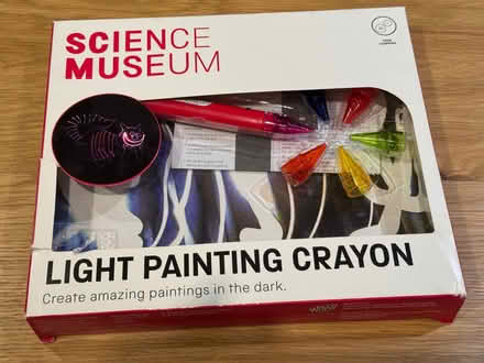 Photo of free Science Museum kids light painting game (North Watford WD24) #1