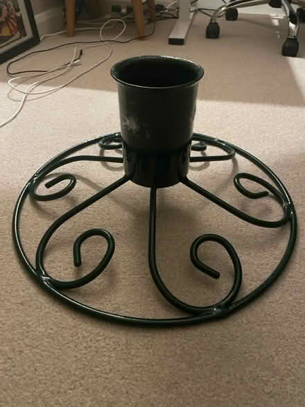 Photo of free Christmas tree stand (N8 Hornsey) #1