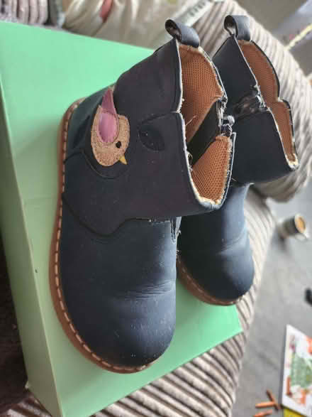 Photo of free Size 25 (8) infant girls boots (Cam GL11) #1