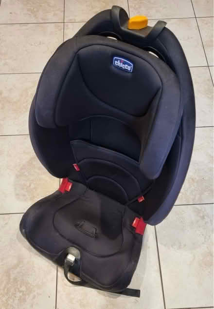 Photo of free Chicco Adjustable Child Car Seat (Orpington BR6) #1