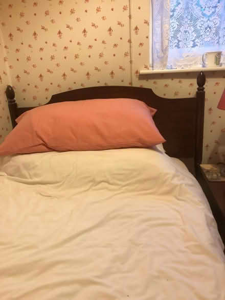 Photo of free Single divan bed (RG40) #2