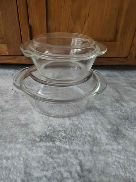 Photo of free Oven dishes with lids (CO2 Colchester) #1