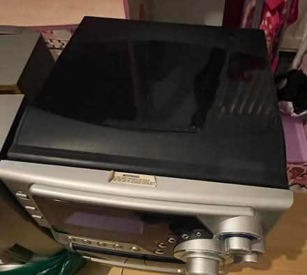 Photo of free Goodmans Hifi with fault (Ashburton SE25) #3