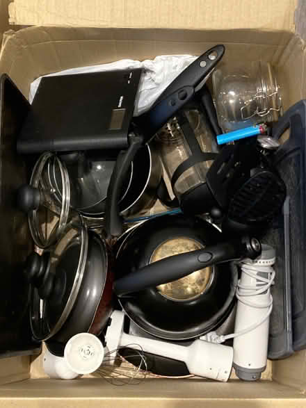 Photo of free Assortment of kitchen stuff (SE19) #2