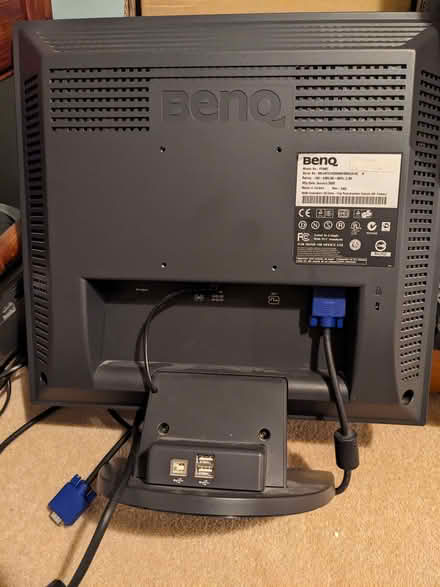 Photo of free Benq FP882 18" monitor (Hazlemere HP15) #2