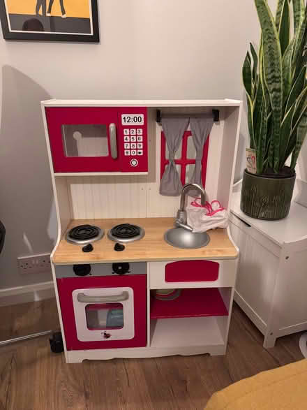 Photo of free Wooden toy kitchen (Whitton TW2) #1