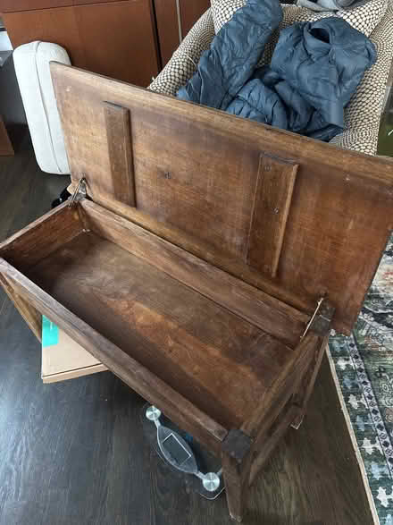 Photo of free Solid piano bench L36”w15”xH21.5” (W. 72nd St., NY,NY 10023) #3