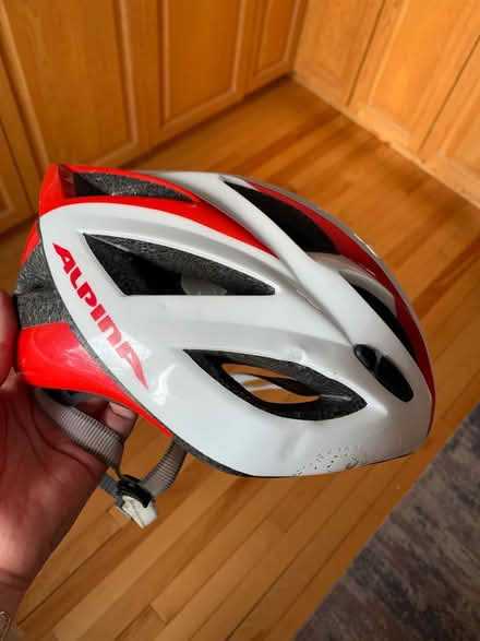 Photo of free Old bike helmet (The Glebe) #1