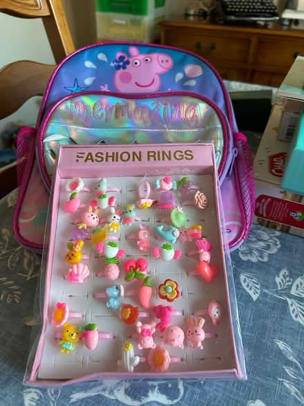Photo of free Pepper pig ruck sack and rings (RG4) #1