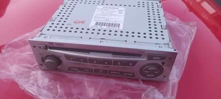 Photo of free Car stereo (Kendal LA9) #1