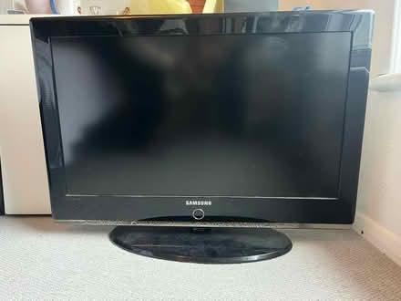 Photo of free Samsung TV (Leyton E15) #2
