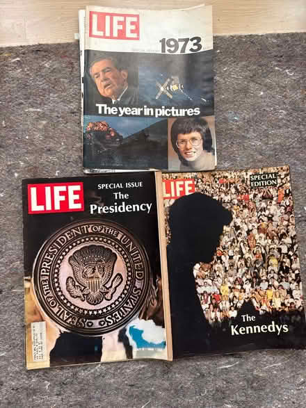 Photo of free 3 original print life magazines (Inner Richmond) #1