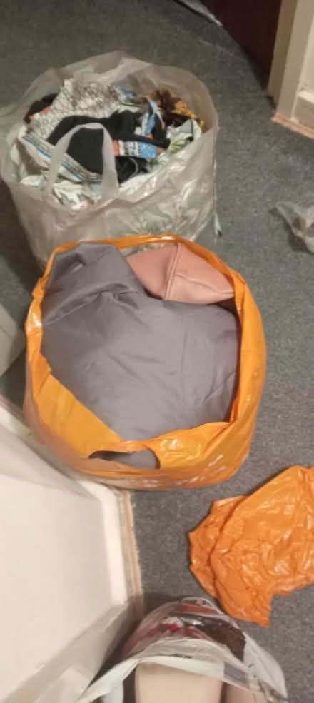 Photo of free Shoe size 6 and clothes 10-12 (OX14 Abingdon) #3