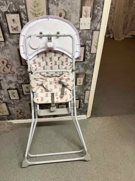 Photo of free Baby high chair (DE24) #3