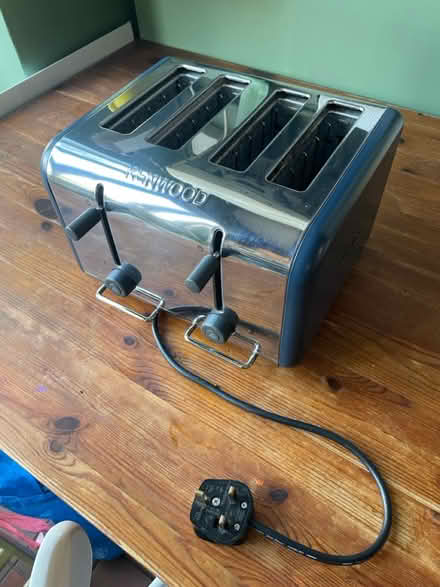 Photo of free 4-slotted toaster (Penylan CF23) #1