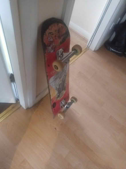 Photo of free Old skateboard (elverson road SE13) #1
