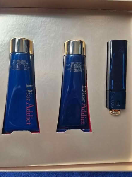 Photo of free Dior Addict perfume set (Loughton IG10) #2