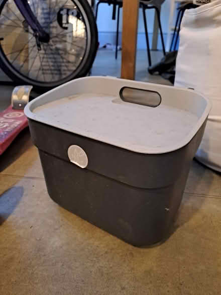 Photo of free Compost kitchen caddy (Nether edge, sheffield, S7) #1