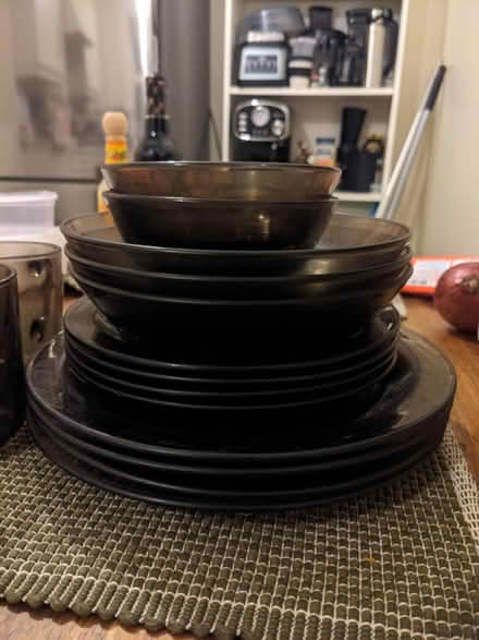 Photo of free Crockery (Central Croydon CR0) #1