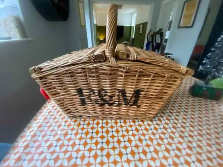 Photo of free Fortnum & Mason hamper basket (Twickenham TW1) #3