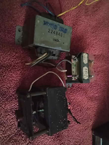 Photo of free Electronic spare parts (see description) (Redbourn AL3) #3