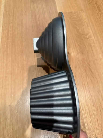 Photo of free Cake pan- cupcake shape (95070) #2