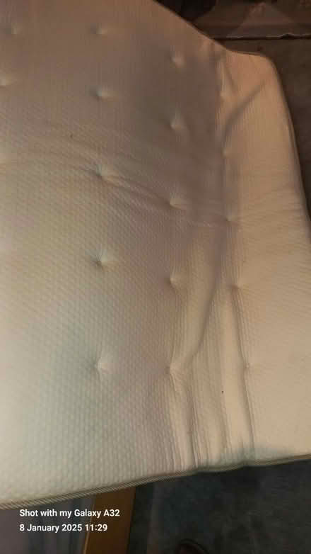 Photo of free King size 2mx1.5m mattress topper (Upper Norwood SE19) #1