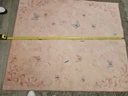Photo of free Pink butterfly rug (Northfleet da11) #1