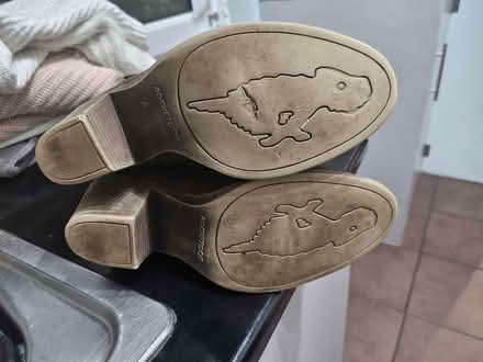 Photo of free Pair size 5 boots (Northfleet da11) #2