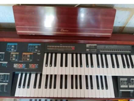 Photo of free Electric organ (Kemsley Sittingbourne me10) #2