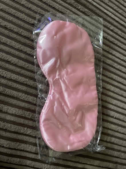 Photo of free Pink satin eye mask (Guildford GU1) #1