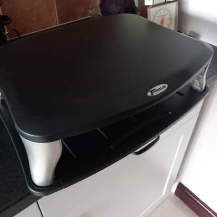 Photo of free Monitor stand (DE78HY) #1