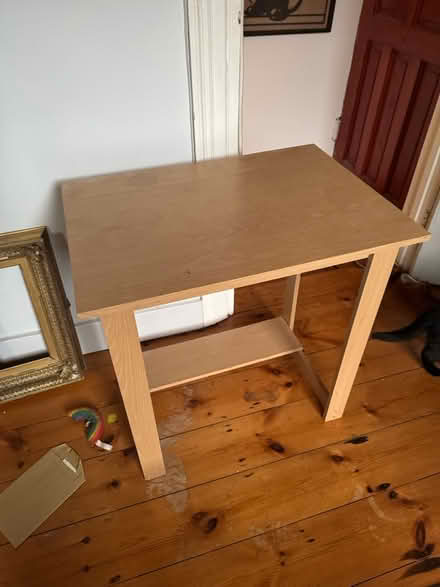Photo of free Small Desk (East Dulwich SE22) #1