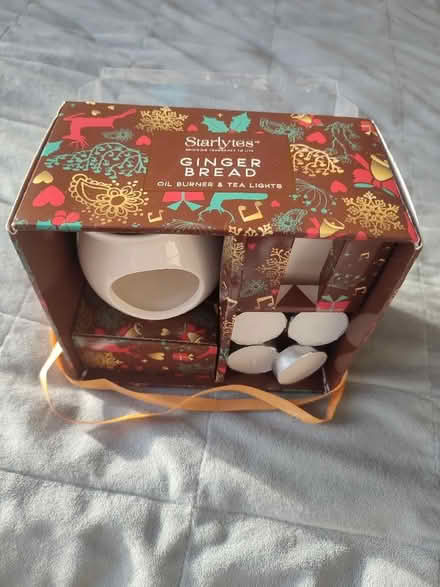 Photo of free Oil Burner and Tea Lights (Bensham NE8) #2