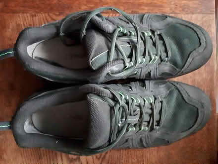 Photo of free Salomon 9.5 Shoes (Eastbourne) #1