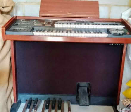 Photo of free Electric organ (Kemsley Sittingbourne me10) #1