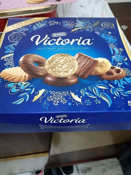 Photo of free Christmas gifts of biscuits and chocolates (Woodford IG8) #4