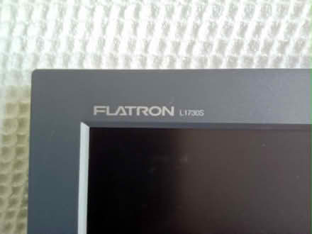 Photo of free LG Flatron L1730S 17" 1280 x 1024 TFT LCD Monitior (The Plantation GL5) #2