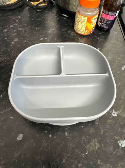 Photo of free Baby weaning suction plate with lid (Plaistow) #1