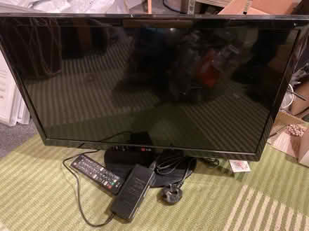 Photo of free 24 inch LG TV (CT11) #1