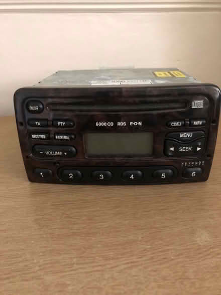 Photo of free Radio /CD from old Ford Fiesta (Elmdon Heath B91) #1