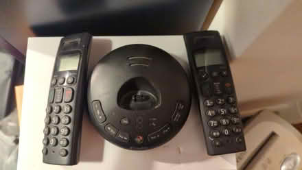 Photo of free BT Graphite Answer-phone, plus two handsets (Bog Gate TW10) #1