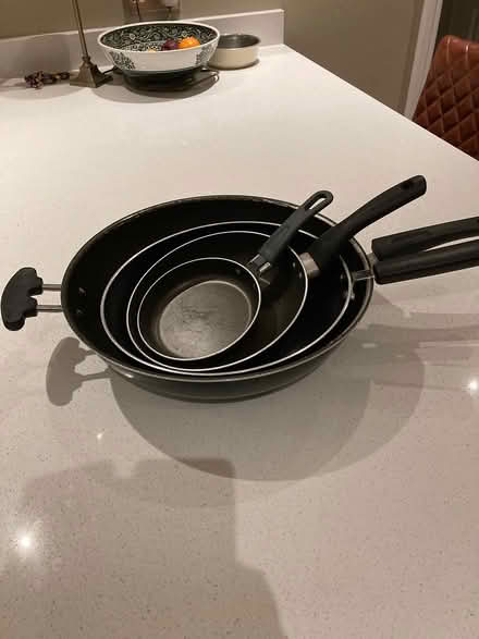 Photo of free Woks and frying pans (De55 6GW) #1