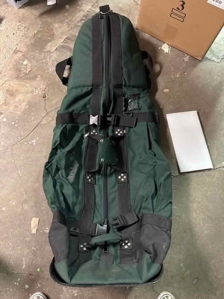 Photo of free Club Glove Golf travel bag (Inner Richmond) #1